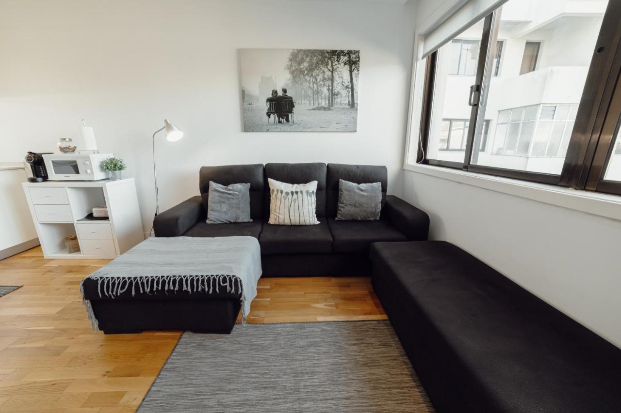 Downtown Stylish Apartment With Garage By Vacationy Порто Екстериор снимка